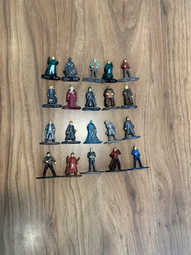 Conjunto vinte miniaturas de metal Harry Potter