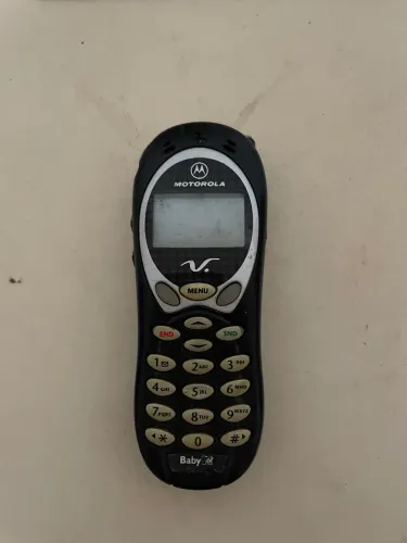 Celular Motorola Baby Mtv