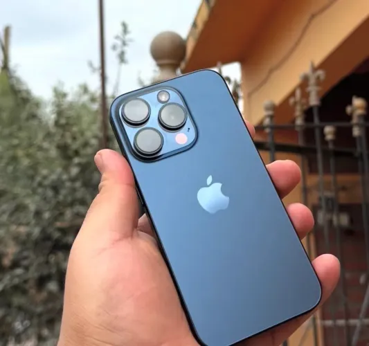 iPhone 15 pro azul 12GB 6 meses de garantia