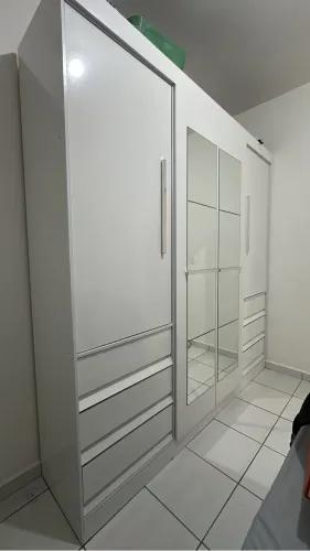 Guarda Roupa