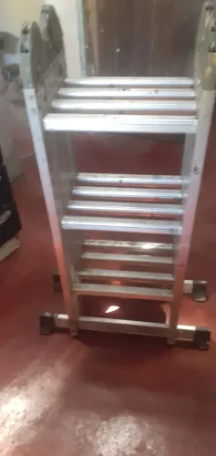 Escada de aluminio