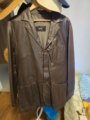 Blazer Hugo Boss em couro
