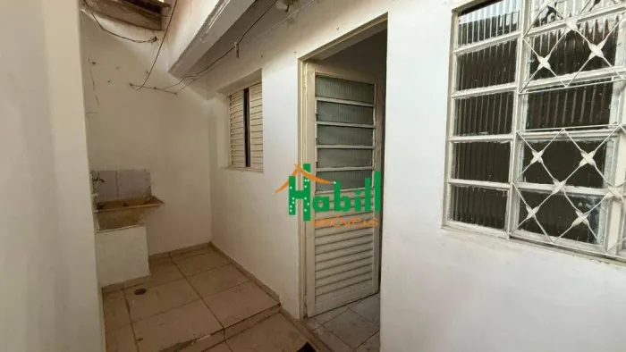 Casa com 1 dormitório para alugar, 20 m² por R$ 860/mês - Vila Amorim - Suzano/SP