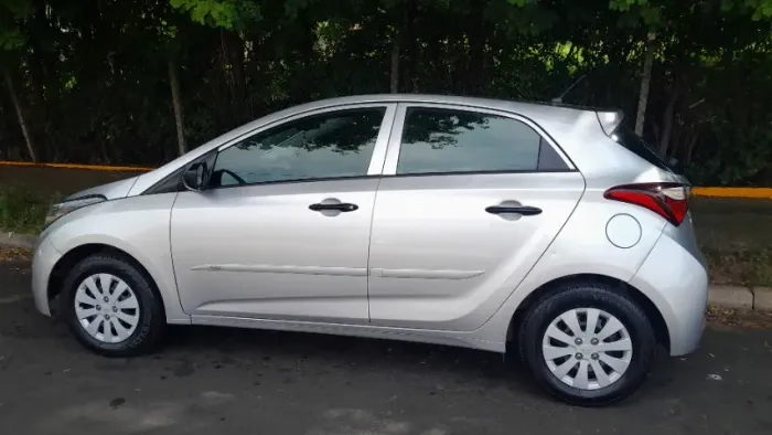 Hyundai HB20 Unique 1.0 Flex 12V Mec. 2019