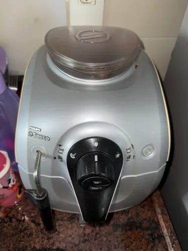 CAFETEIRA EXPRESSA PHILIPS SAECO XSMAL