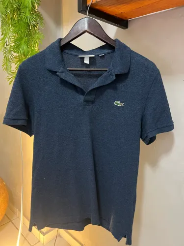 Camisa polo Lacoste R$150