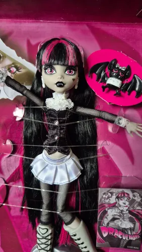 Draculaura Rell Drama creproduction 2025