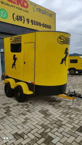 LOCAÇÃO DE REBOQUES É AQUI! Alugue agora o Reboque Ideal para transportar até 2 cavalos.