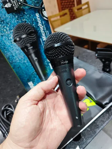 MICROFONE SHURE PGA58 DE FIO