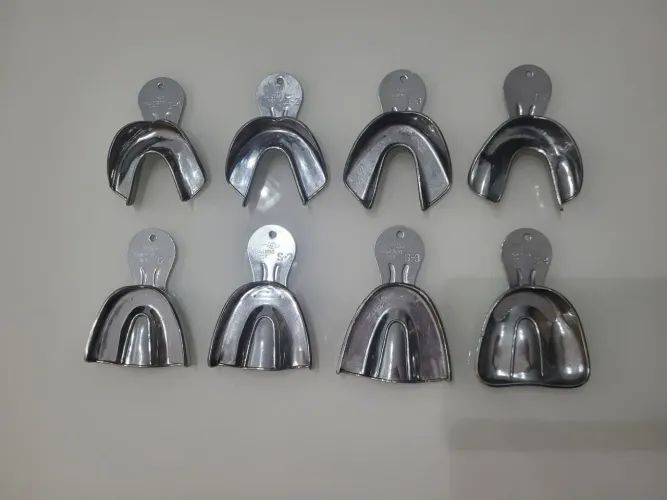 Kit de Moldeiras Inox Lisa Vernes com 8 peças 