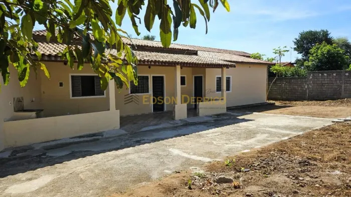Chácara com 2 quartos para Locação, Campinas - Pindamonhangaba