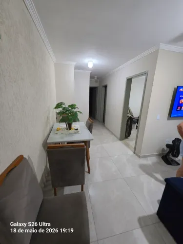 Vendo apartamento no casqueiro Rubens lara 2° andar prestação cdhu 450