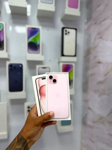 iPhone 15 - 128GB ( Seminovo )