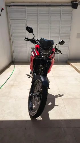 VENDO MOTO SAHARA 300 ESTADO DE ZERO