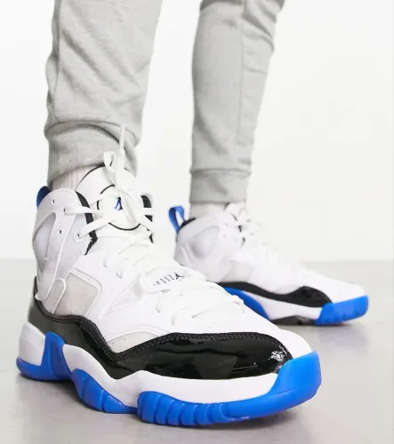 Jordan Jumpman Two Trey