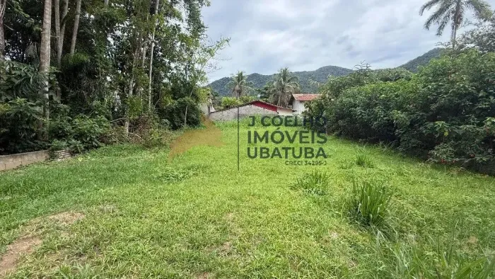Terreno de 450 metros à venda no Nova Ressaca, Condomínio Ressaca em Ubatuba/SP.