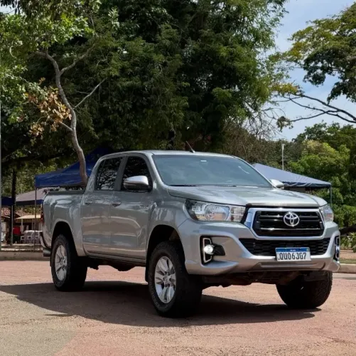 Toyota Hilux CD 4X4 2.8 Diesel Mec. 2020
