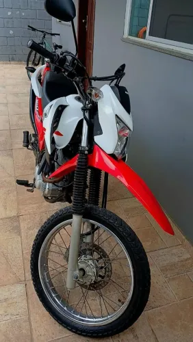 Bros 2019