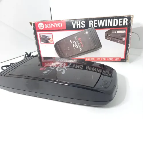 Rebobinador de fita VHS funcionando perfeitamente