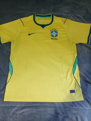 Camisa do Brasil semi nova xxg