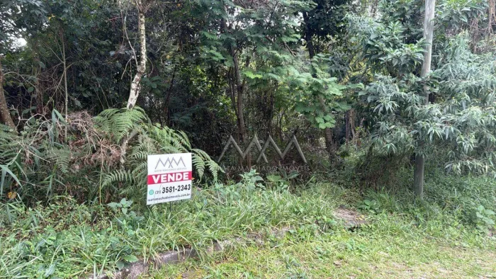 Lote à Venda no Condomínio Ville de Montagne