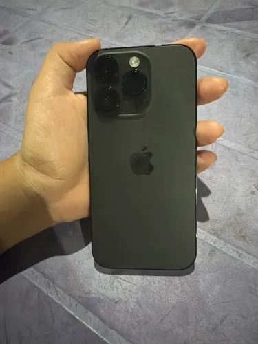 iPhone 14 Pro 256GB, bateria 86%, ótimo estado, Face ID ok. R$ 3.600.