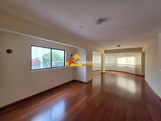 Apartamento à venda, 4 quartos, 1 suíte, 2 vagas, Centro - Divinópolis/MG