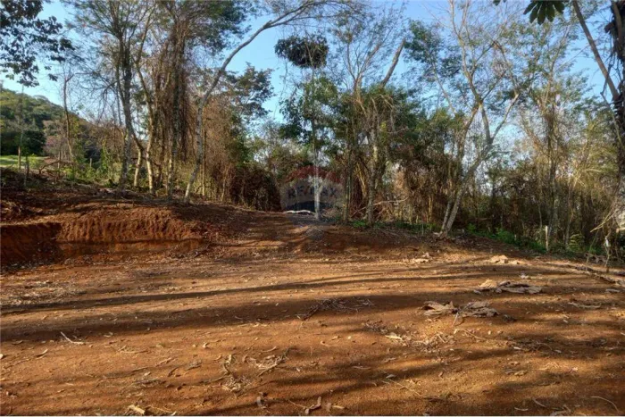 Lote ou Terreno para venda em Simão Pereira