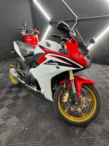 Honda CBR 600F 2012 - Moto Esportiva - Excelente Estado