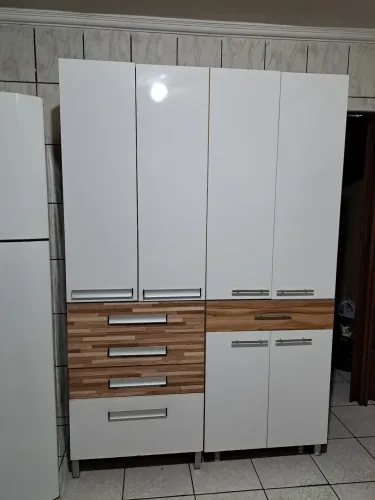 Armário de cozinha em MDF