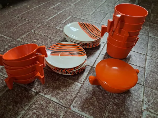 Aparelho Café e Chá Vintage Goyana Melcrone Anos 70 - 25 Peças Laranja Lindo!