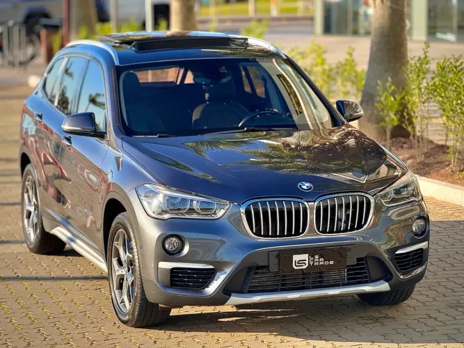 BMW X1 Sdrive 20I X-line 2.0 TB Active Flex 2016