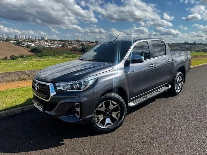 Toyota Hilux CD SRX 4X4 2.8 TDI 16V Diesel Aut. 2019