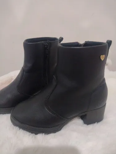 Bota infantil