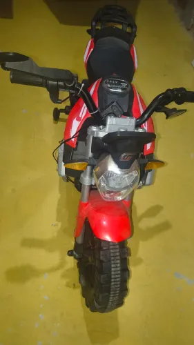 Moto elétrica infantil 