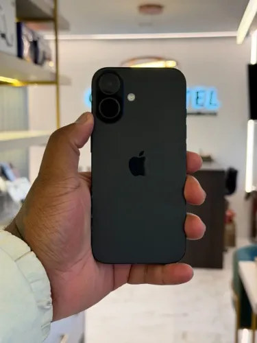 iPhone 16 128GB Preto 91% - Loja Fisica