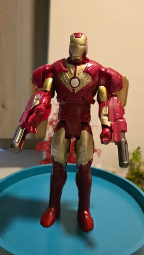 Boneco Homem de Ferro