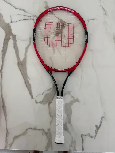 Raquete De Tênis Wilson Roger Federer Junior 26