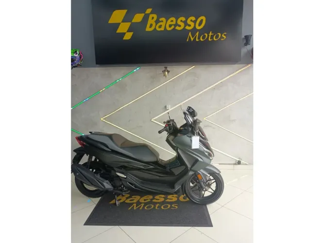 Honda Forza 350 2024
