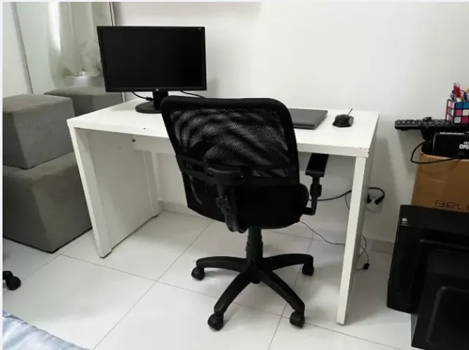 Mesa para computador ou estudos