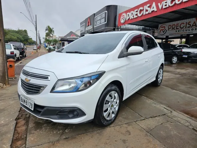 Chevrolet Onix Hatch LT 1.4 8V Flex Mec. 4P 2016