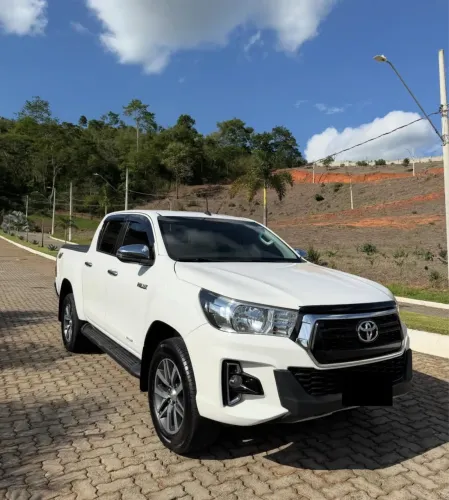 Toyota Hilux CD SRV 4X4 2.8 TDI Diesel Aut. 2020