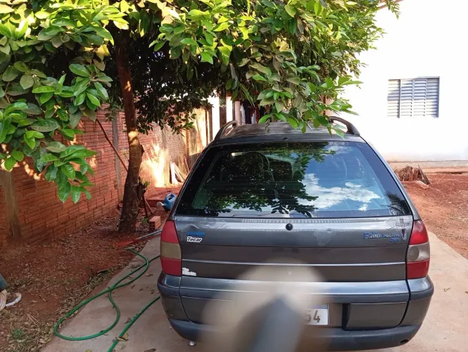 Fiat Palio Weekend Stile 1.6 MPI 16V 4P 2000