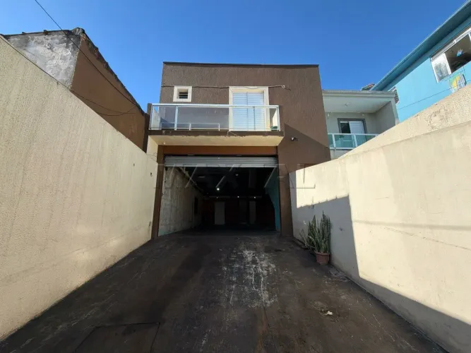 Alugo Galpão Comercial próximo a Av. Casa Verde, metragem 240mt Área Total , Pé Direito e 