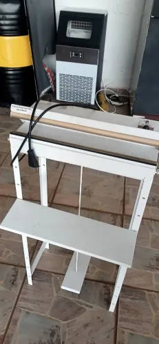 Seladora Pedal Com Temporizador 40cm Sela E Corta Plásticos Bivolt Isamaq