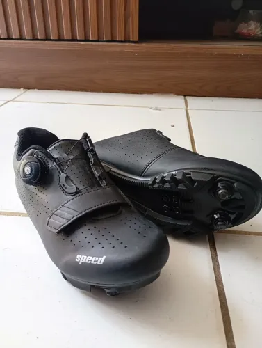 Sapatilha de Ciclismo