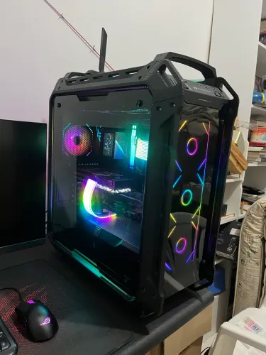 Gabinete high End cougar panzer 