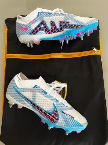 Chuteira Trava Mista Nike Mercurial