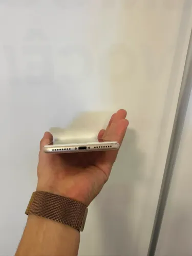iPhone 8 Plus 