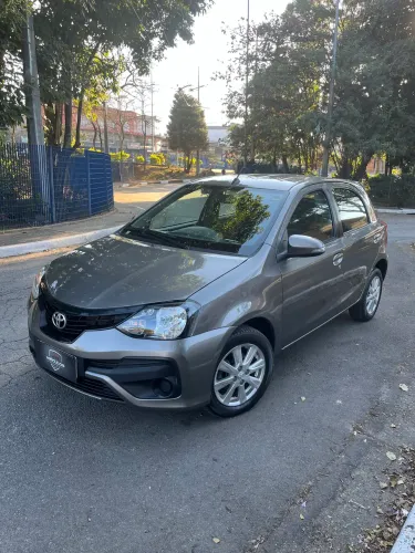Toyota Etios X Plus 1.5 Flex 16V 5P Aut. 2020